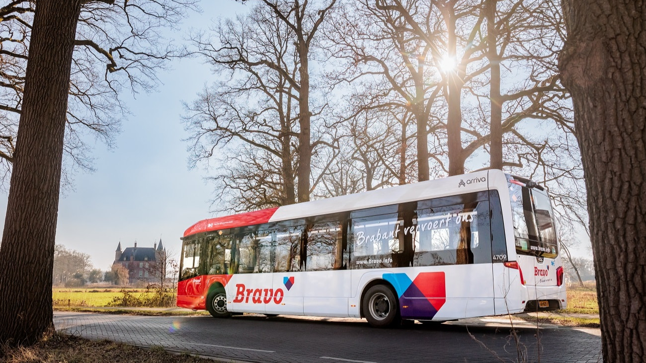 Arriva-Netherlands-East-Brabant-bus_cropped.jpg